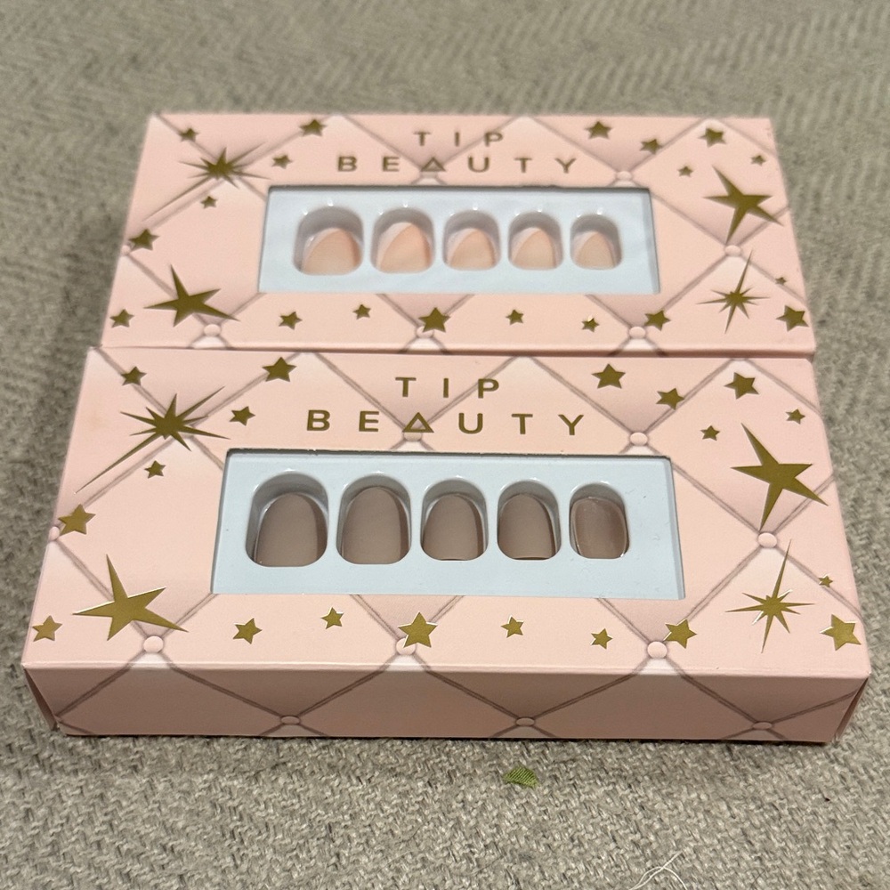 Nude Press-On Nails – Soft Beige